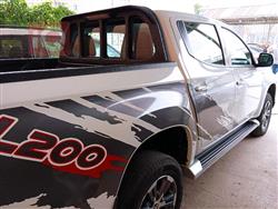 ميتسوبيشي L200
